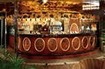 Carnival Conquest. Бар Cafe Fans