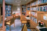 Seabourn Legend. Библиотека Library