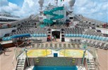 Carnival Conquest. Бассейн Conquest Pool & Waterslide